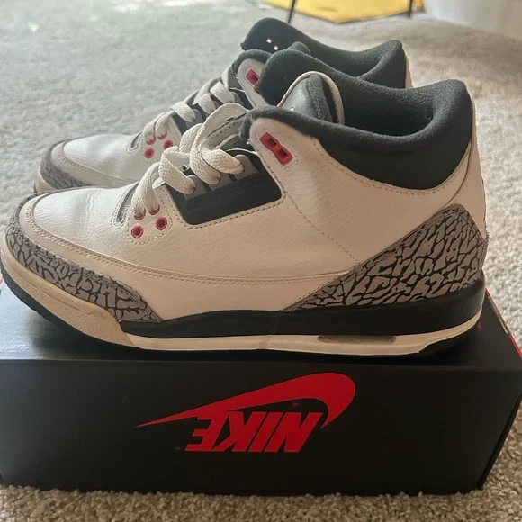 Jordan 3 Retro - White and Black